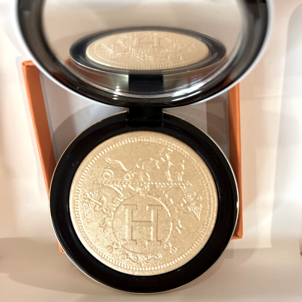 Brand New Limited&Rare Hermès 01 Permabrass Poudre D'Orfèvre Illuminating Powder - Picture 4 of 7
